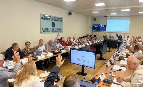 ИСС прие 3 акта по ключови въпроси за развитието на здравеопазването, земеделието и индустрията в България