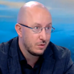 Кръстев, икономист: Бюджетите в левове ни вкараха в свръхдефицит, бюджетът в евро няма да ни изкара от него