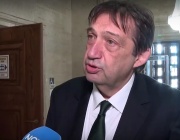 Министър Шишков: Ще имаме експертно решение дали мантинелите да бъдат сменени с бетонни