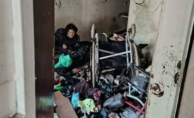 Години наред живеещи в бургаския квартал Лазур твърдят че живеят
