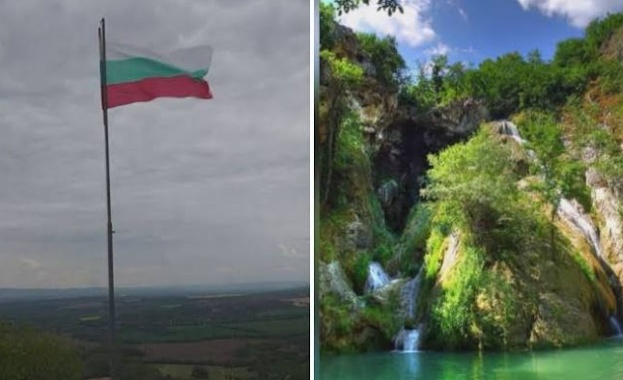Българският трикольор вече се развява на най високата точка над