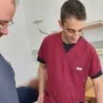 Съдови хирурзи от Бургас спасиха мъж с прерязана артерия на крака