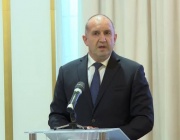 Радев: Идват до 8 нови американски самолета-цистерни, предлагаме да бъдат разположени в Безмер
