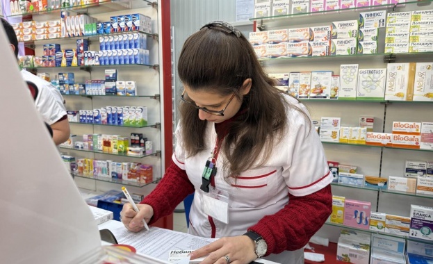 Инициативният комитет на семейните аптеки изразява своето огорчение че за