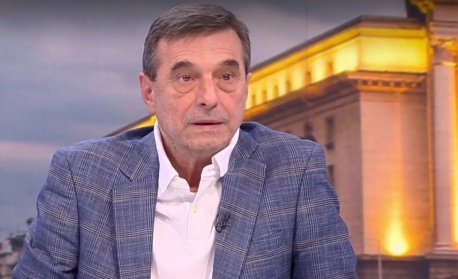 Димитър Манолов: С промените в Кодекса на труда се прави услуга на олигархията