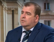 Явор Гечев: Заради политическата си неопитност си причиняваме скандали от нищото