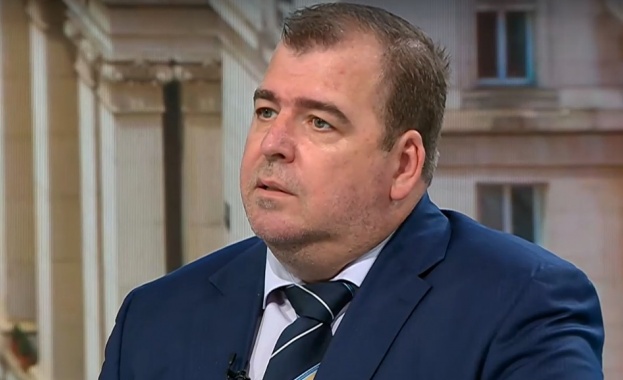 Илияна Йотова е изключително добър президент Тя е една от