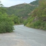 Пътища джунгли във Врачанско: Непочистени храсти създават опасност за шофьорите 