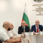 Министър Пламен Абровски: Българското вино е визитна картичка на страната ни, а земеделието и туризмът трябва да вървят ръка за ръка