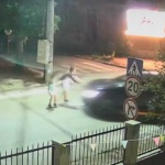 Шофьор блъсна общински съветник и детето му на пешеходна пътека в Червен бряг