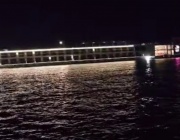 Круизен кораб под швейцарски флаг, плаващ за България, заседна в река Дунав