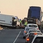 Катастрофа затрудни движението по Голямоконарско шосе край Пловдив