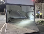 Задържаха 8 мигранти, укрити в тайник на микробус на българо-гръцката граница