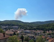 Взривове в завода за боеприпаси "ЕМКО", пожарът се разраства към село Радоеви
