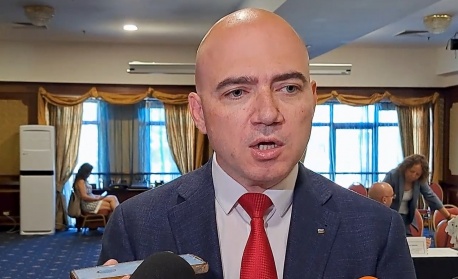 Илин Димитров: Поне 50% от туристическия данък трябва да се връщат в туризма
