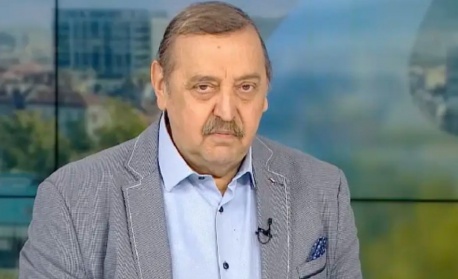 Проф. Кантарджиев с предупреждение: Морбили се връща, а комарите носят нов риск