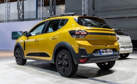 С почти 20 000 реализирани единици (19 709) и ръст от 0.6%, Dacia Sandero е заела челната позиция по продажби в Европа през юли 2026 година