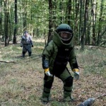 Военни откриха десетки невзривени боеприпаси след експлозиите в завод „ЕМКО“ край Трявна