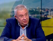 СДС категорично ще подкрепи кандидатура на ГЕРБ за президент, каза Илия Лазаров