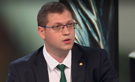 Депутатът Димитър Петров за казуса със заглушителя: Държавата се събуди, чадърът над сивите фигури вече е мит