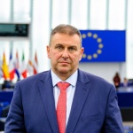 Емил Радев: Европа няма единен подход към затлъстяването, но проблемът засяга милиони
