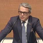Още през тази сесия ГЕРБ-СДС ще премине от режим на конструктивна опозиция в режим на критична опозиция, заяви Тома Биков