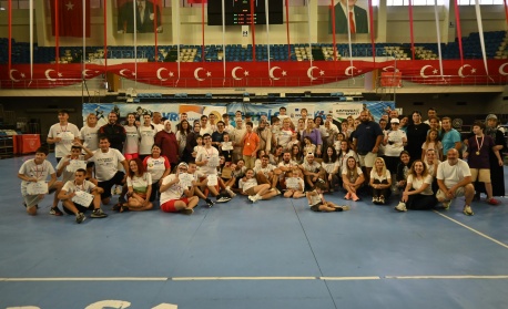 Приобщаващ спорт без граници: обучение #EmpowerSport и лагер #InSport в Турция