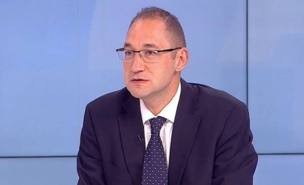 Георги Ангелов: Tърговците се надяват Ормузкия проток да се отвори и цените на газа и петрола да паднат