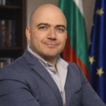 Министър Илин Димитров ще посети Китай за участие в Българо-китайската междуправителствена смесена комисия