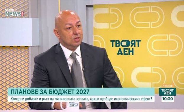 Минималната заплата - нагоре с 40-50 евро? Какъв ще е ефектът върху бизнеса и бюджета