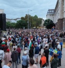 Протести и лъжи: когато жълтите павета се превърнат в терапевтична сцена за собствените ни дефицити