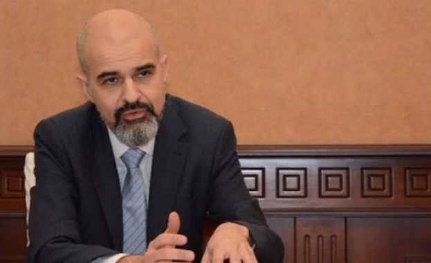 Павел Попов: Религията има място в училище, но предметът трябва да остане избираем