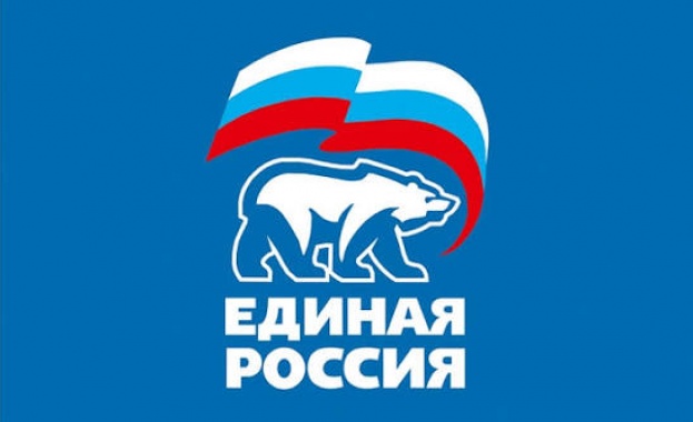 Партия "Единна Русия" води на изборите за Държавната дума, получавайки 49,4% от гласовете