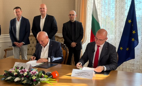 България и TUI подписаха меморандум за удвояване на туристите до 2030 г.