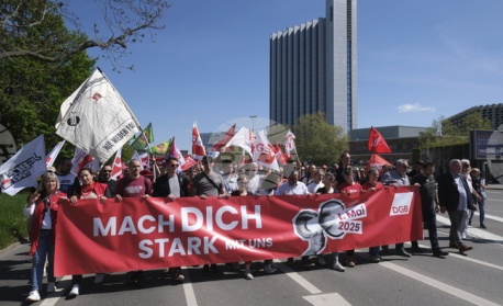 Масови протести се проведоха в редица германски градове срещу планираните съкращения на държавни разходи