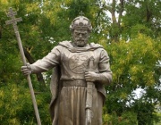 България посреща тленните останки на цар Самуил с държавна церемония в София