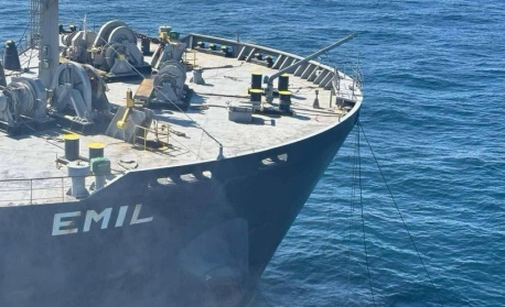 Военни от ВВС и ВМС локализираха дрейфащ кораб край нос Шабла