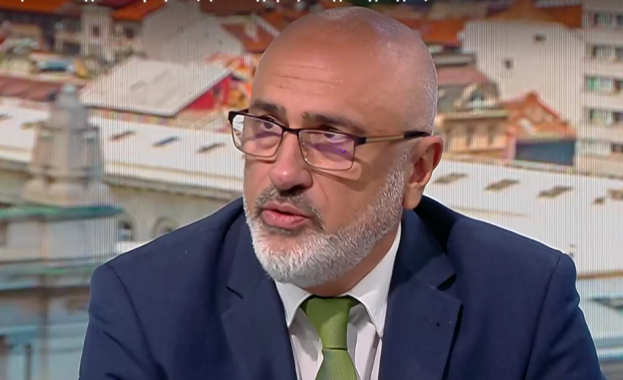 Стефан Белчев: Държавата ще свива администрацията, целта е дефицитът да падне до 3,5%