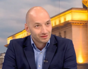 Социологът Димитър Ганев: Ако спечели Йотова, кабинетът „Радев“ ще бъде прелегитимиран