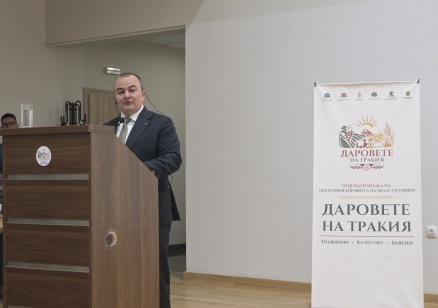 Министър Абровски: Плащанията към земеделските производители по Кампания 2026 ще стартират от 20 октомври