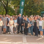Българският президент трябва да има характер и гръбнак, за да отстоява националния интерес, заяви в Ямбол Костадин Костадинов