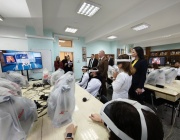 Министър Катя Ивкова посети обновената психиатрична база на университетската болница в Плевен