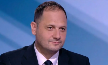 Петър Витанов: Пречупваме тенденцията за свръхдефицит и вдигаме доходите на българските граждани
