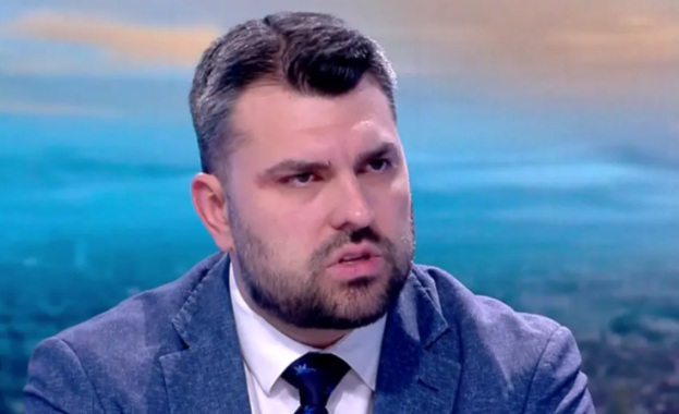 Георг Георгиев: Правителството бърка в мекушавата си, безгръбначна позиция по отношение на Русия 