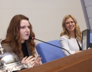 Ученичката Елена Стоименова беше председател на Народното събрание в рамките на инициативата „Мениджър за един ден“