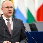 Станислав Стоянов: Време е дрънкането на оръжия да отстъпи място на дипломацията