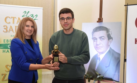 Зам.-кметът Милена Желева приветства Оливие Ришар Ханчев в Стара Загора