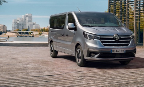 RENAULT обнови TRAFIC и го направи още по-комфортен, технологичен и сигурен