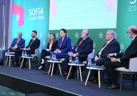 Министър Ива Петрова: Нивото на Дунав все още е критично ниско