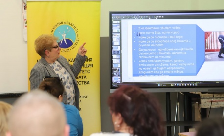 Държавната агенция за закрила на детето събира лекари и родители на ученици в дискусии за последствията от употребата на опасни вещества от децата и младите хора